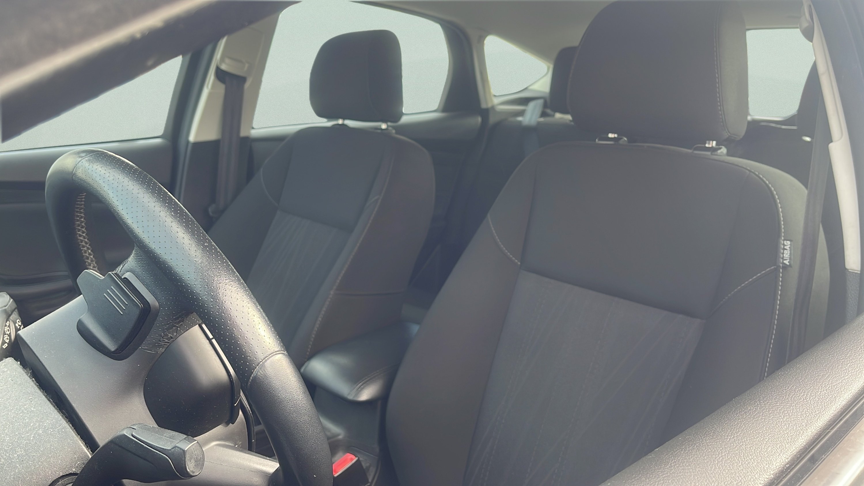 Used 2017 White Ford SE image 10