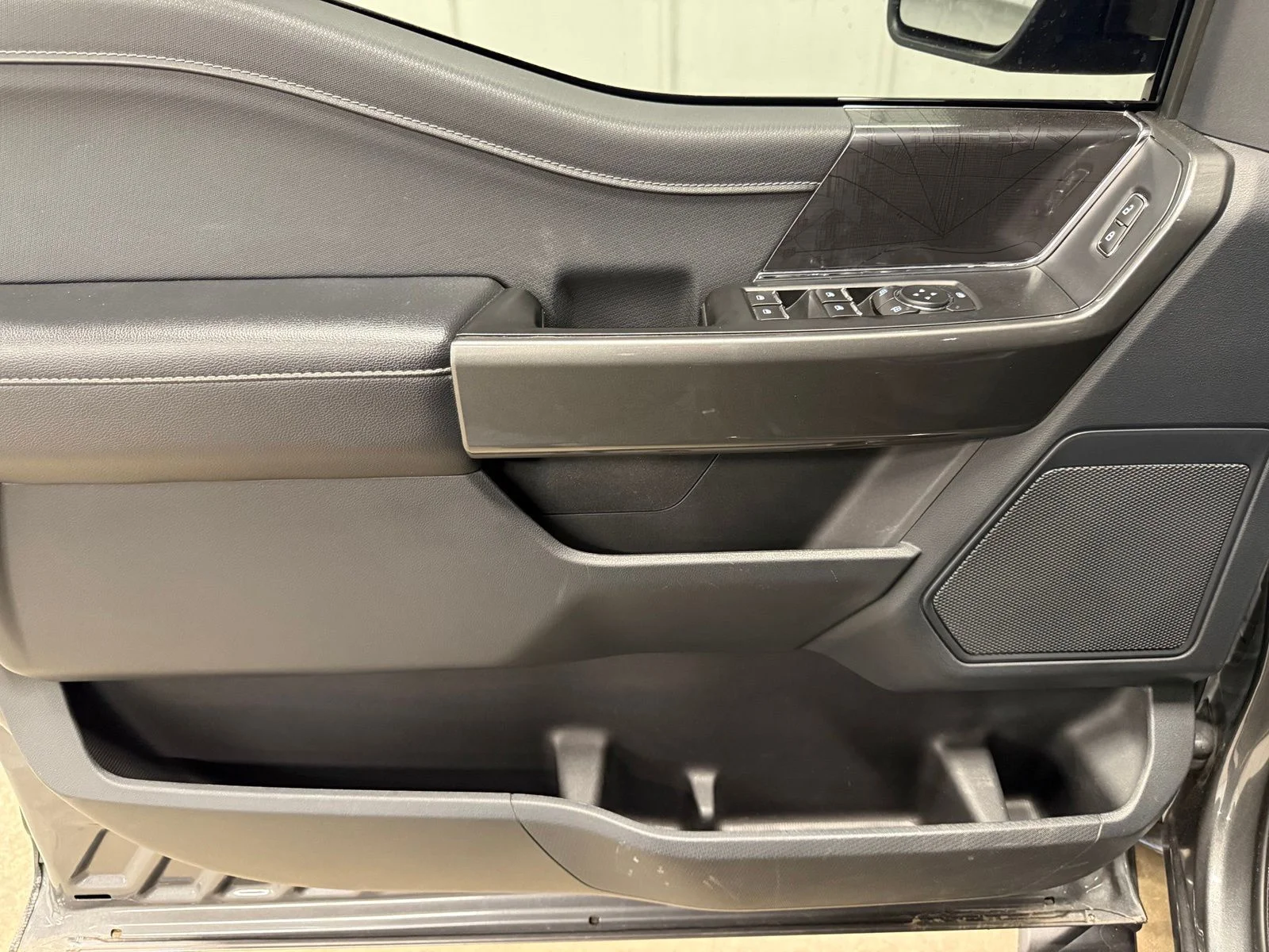 Used 2022 Gray Ford XLT image 20