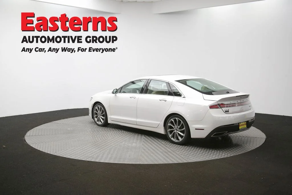 Used 2019 White Lincoln Reserve image 65