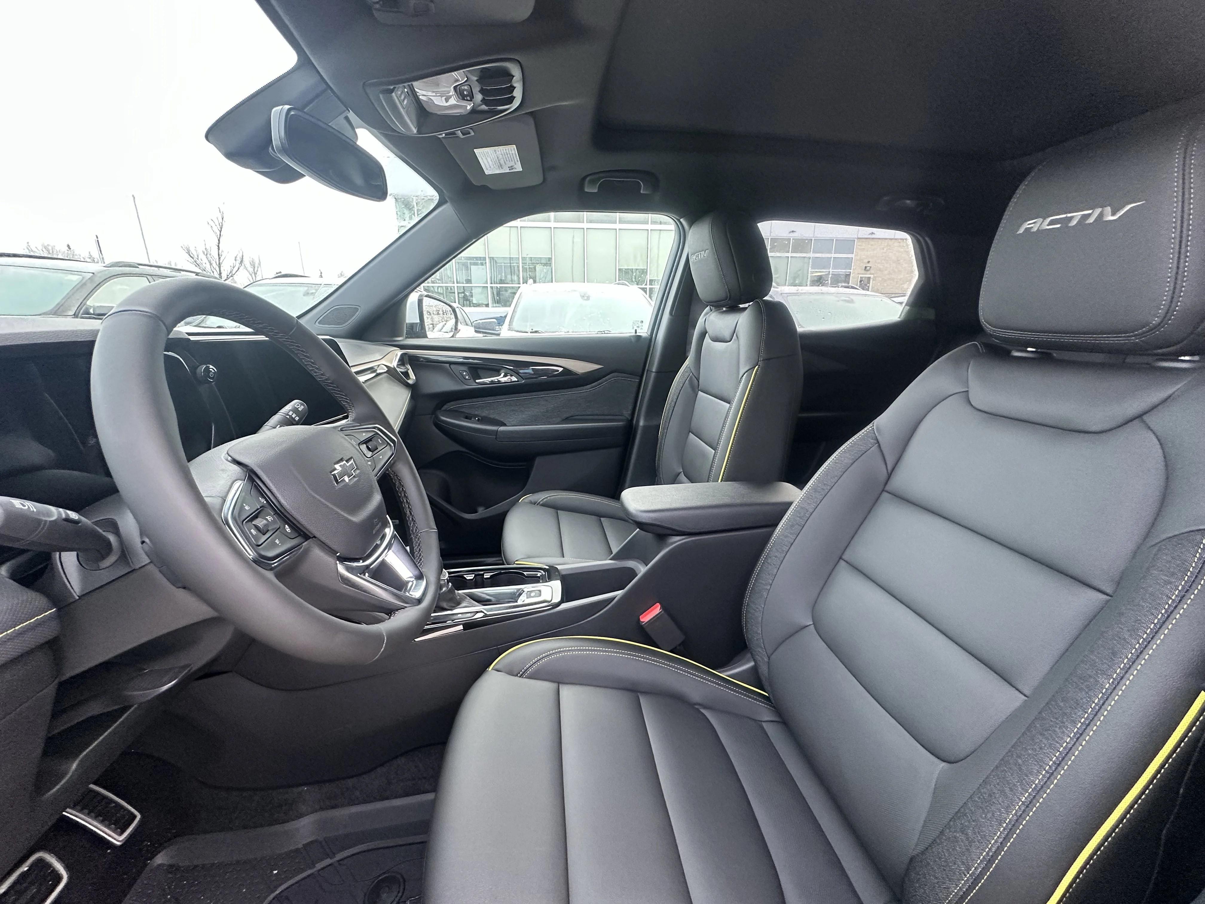New 2026 Mosaic Black Metallic Chevrolet ACTIV image 10