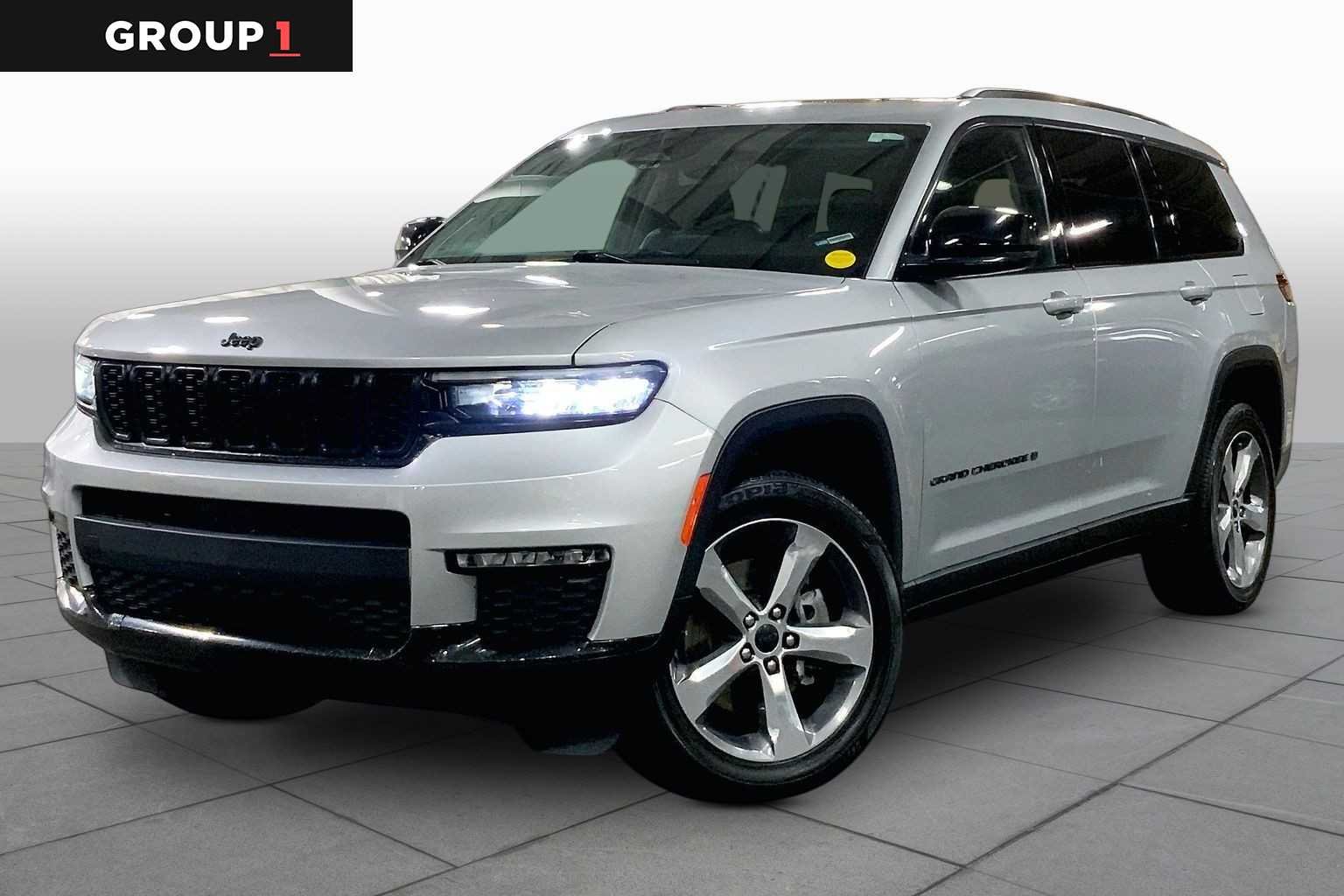 Used 2021 Silver Zynith Jeep Limited image 1