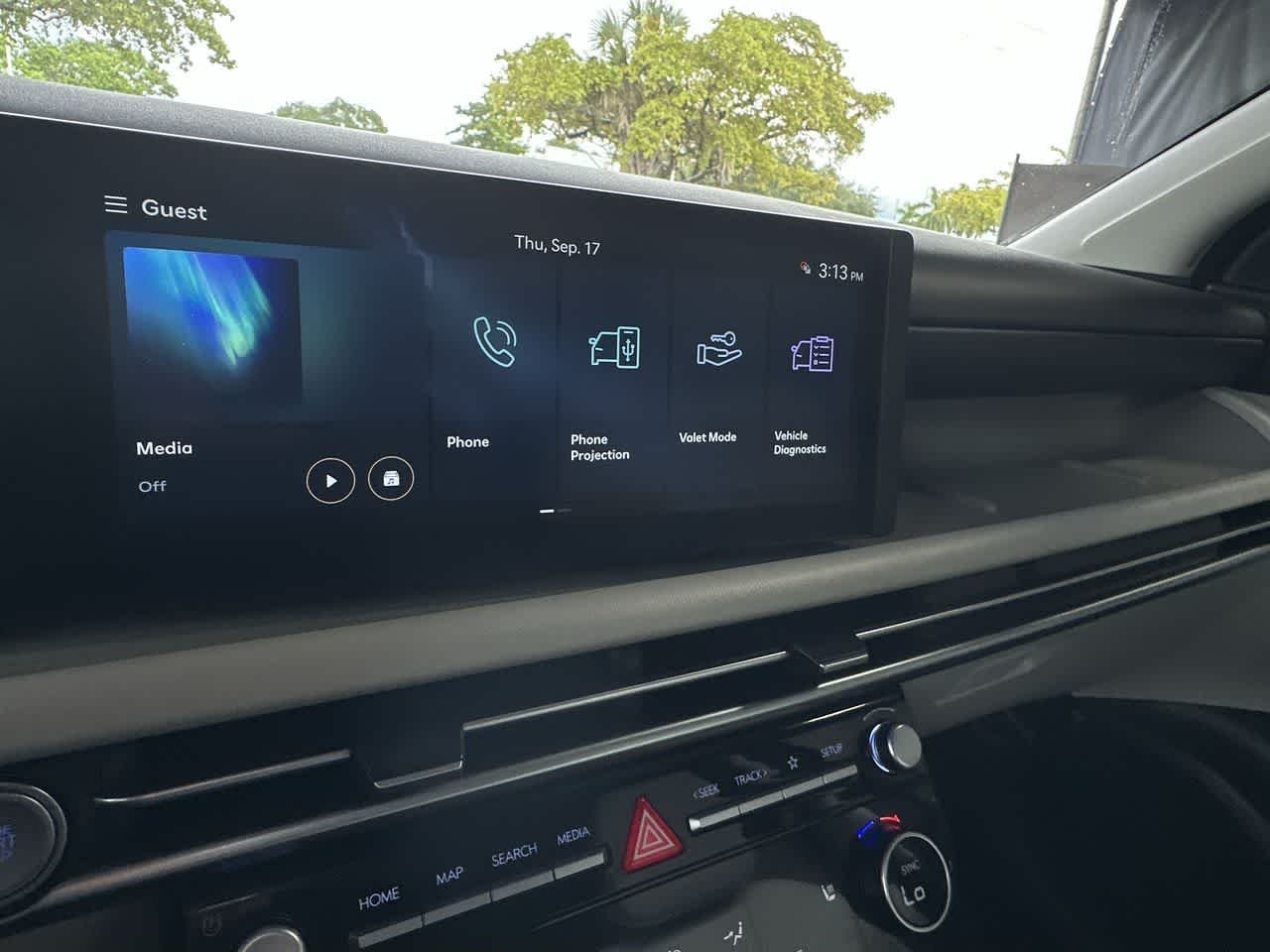 Used 2026 Atlantis Blue Hyundai SEL image 18