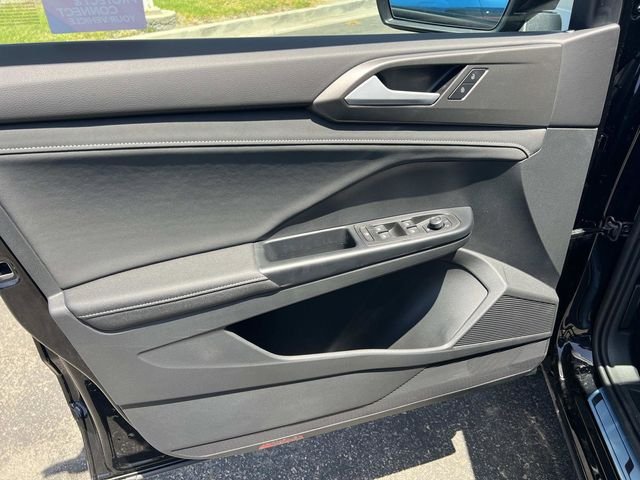 New 2026 Black Volkswagen 1.5T SE Black image 6