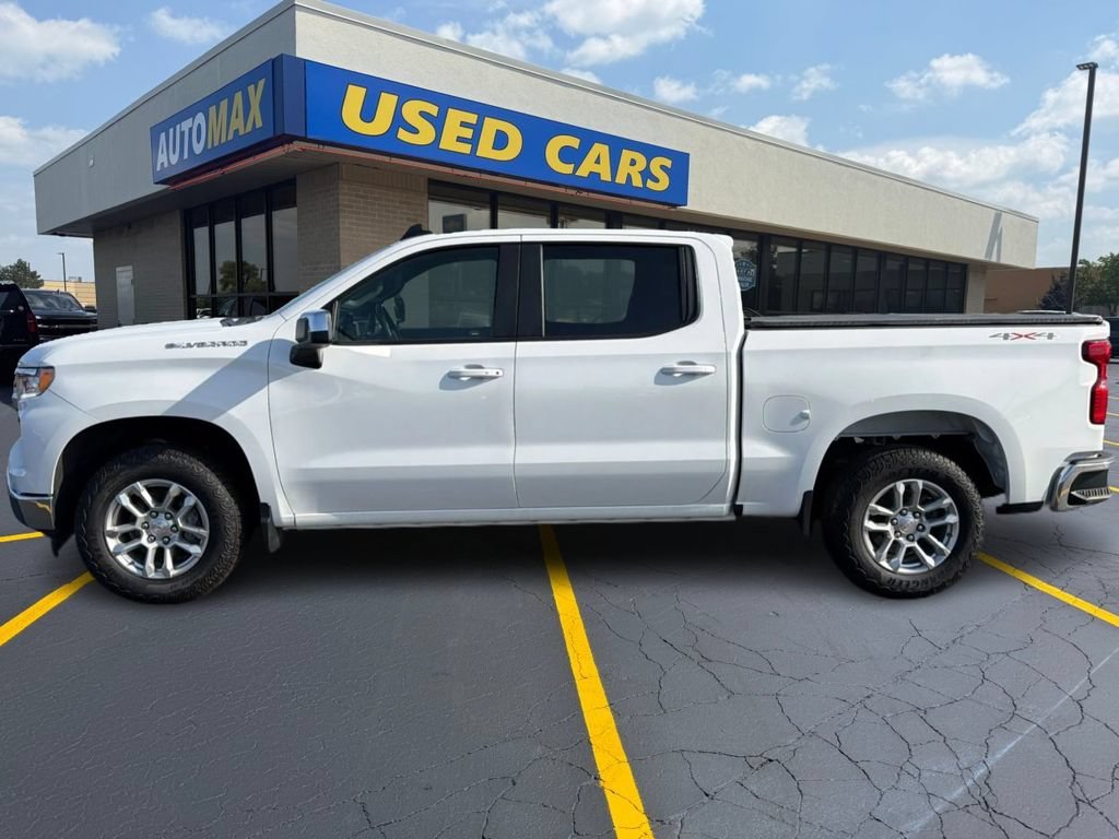 2024 Chevrolet Silverado 1500 LT - Photo 8