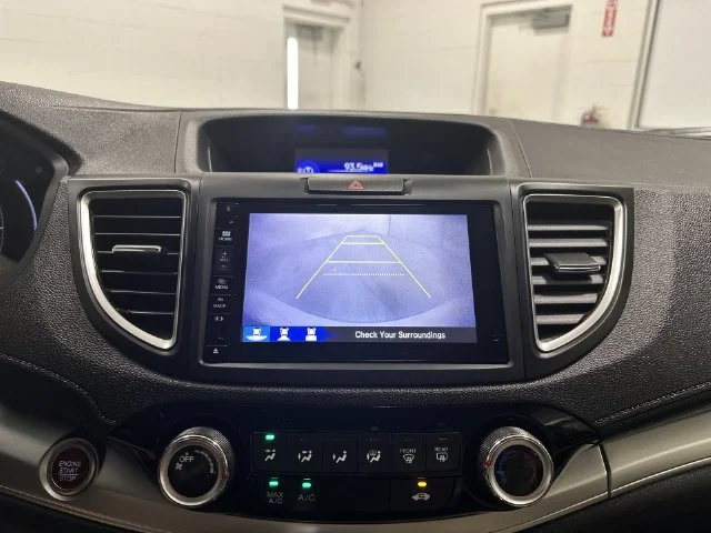 Used 2016 White Diamond Pearl Honda EX image 22