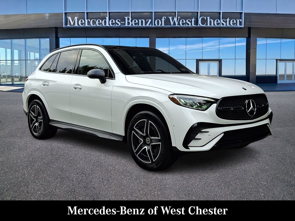 2026 Mercedes-Benz GLC 300 AWD 4MATIC® photo 1