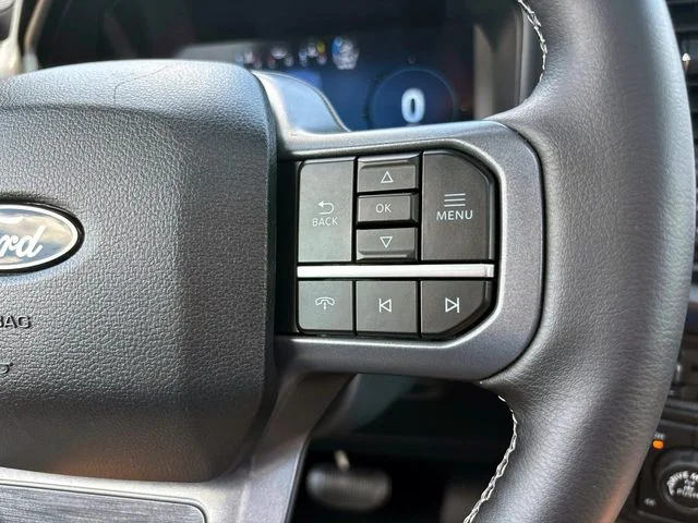 Used 2025 Silver Metallic Ford Lariat image 21