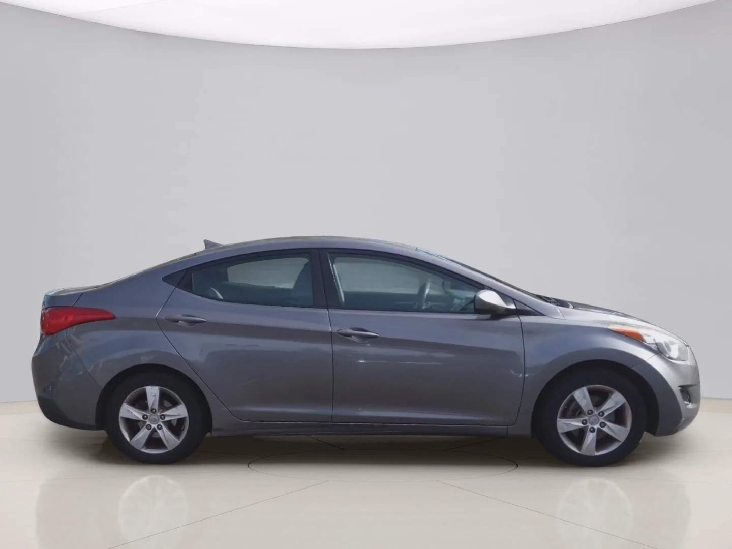 Used 2011 Gray Hyundai GLS image 6