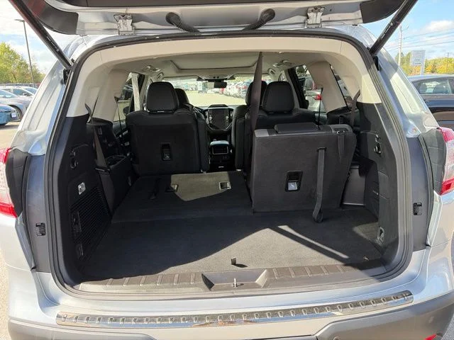 Used 2024 Silver Subaru Onyx Edition image 8