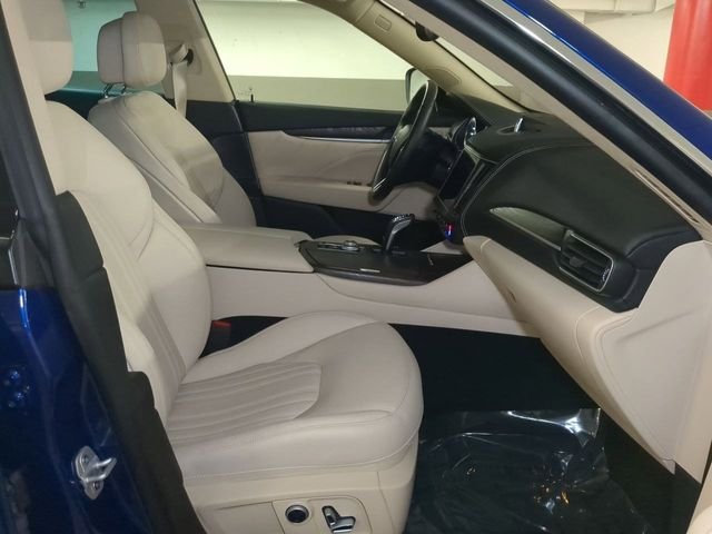 Used 2022 Blue Maserati Modena image 28