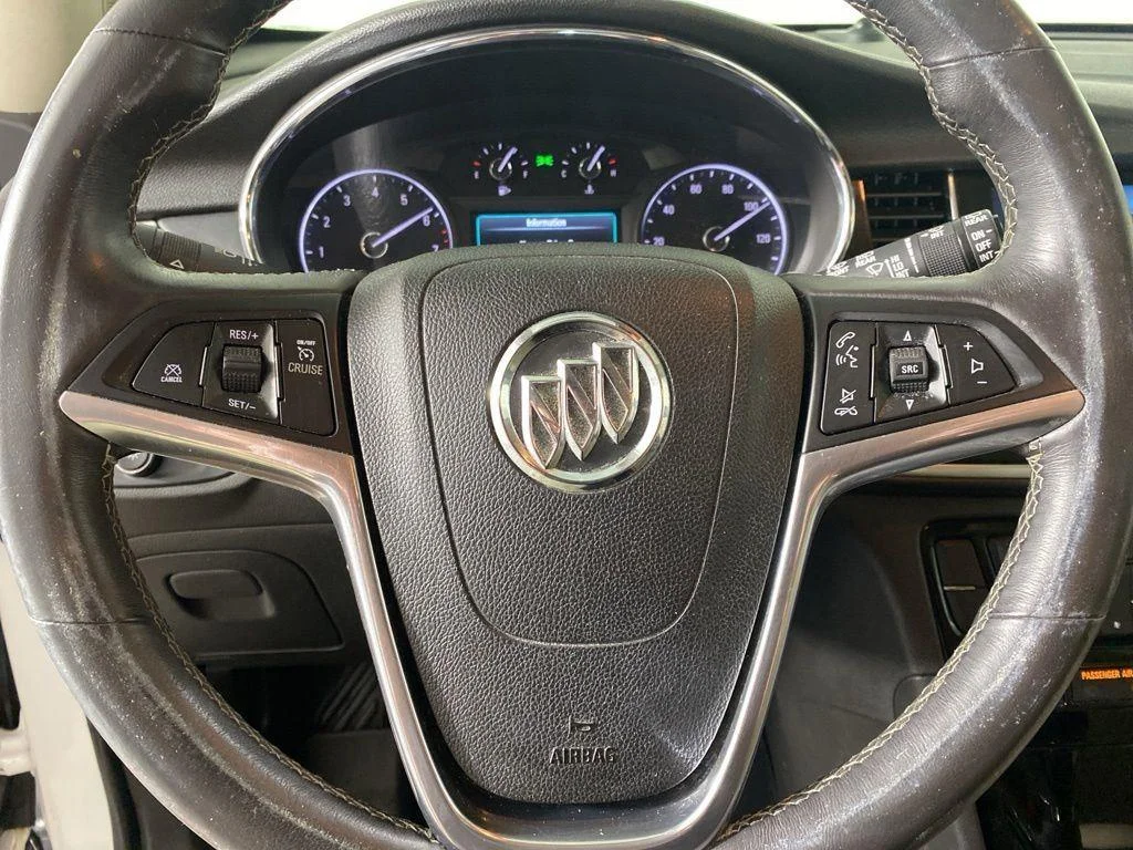 Used 2017 Summit White Buick Essence image 13