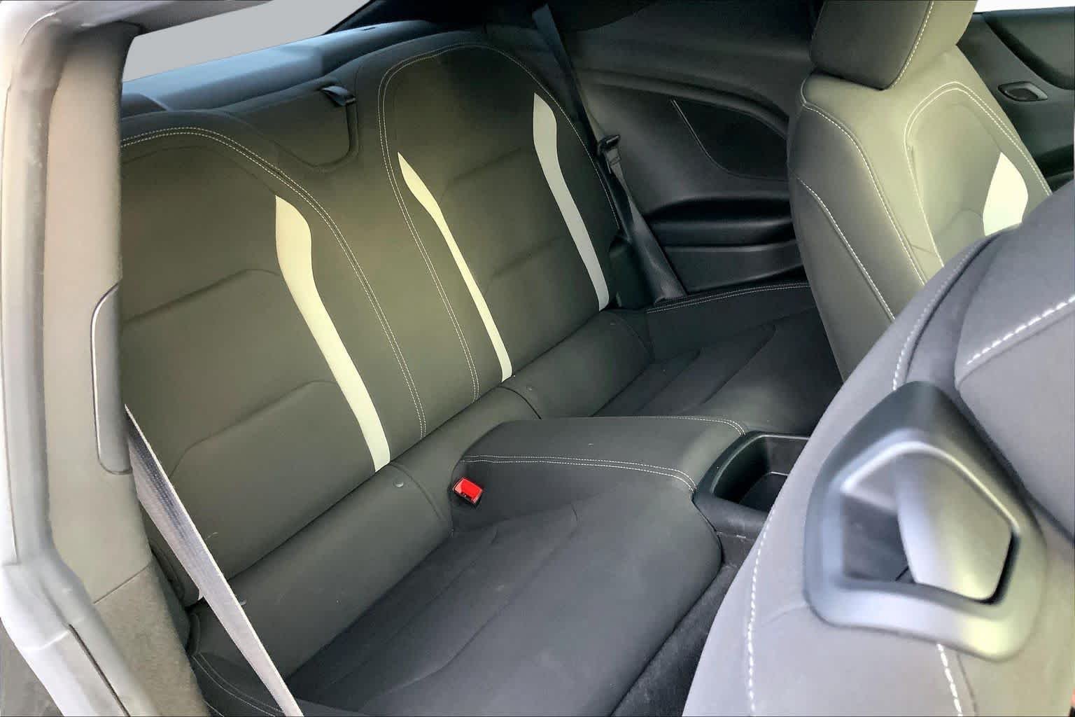 Used 2020 Black Chevrolet 1LT image 18