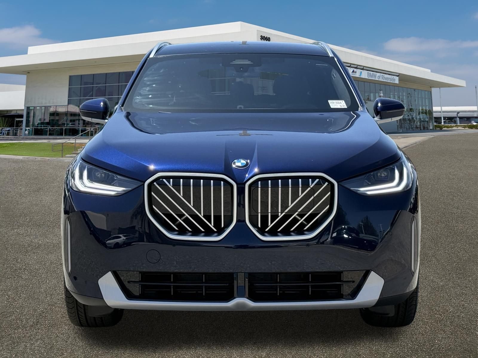 New 2026 Tanzanite Blue II Metallic BMW 30 xDrive image 3