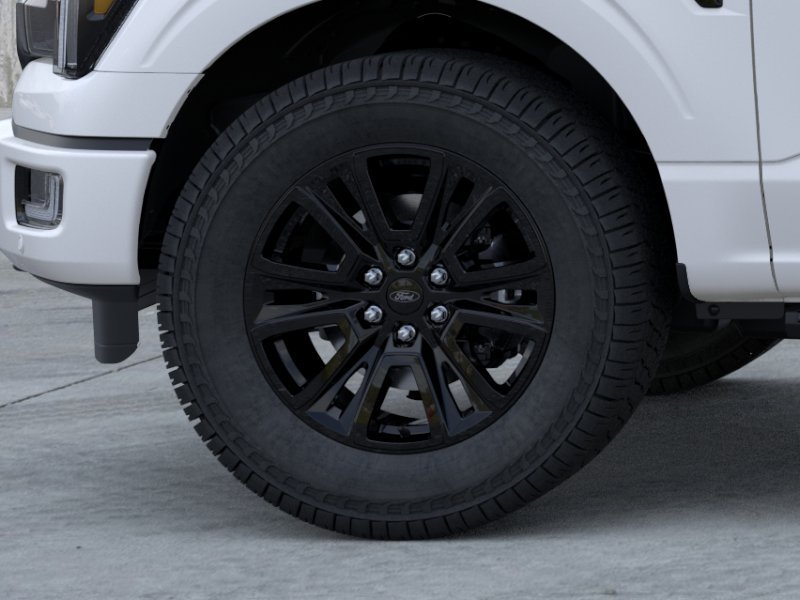 New 2026 Star White Metallic Tri-Coat Ford Platinum® image 41