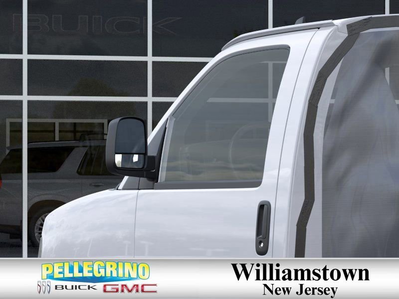 New 2025 Summit White GMC 1WT image 12