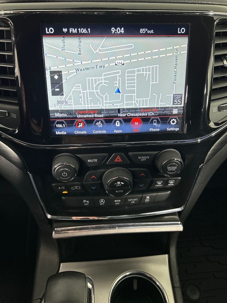Used 2021 Silver Jeep Laredo X image 14