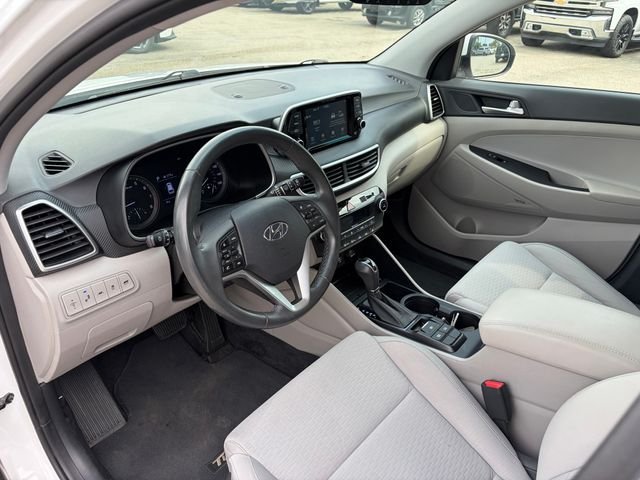 Used 2020 Cream White Hyundai Sport image 4