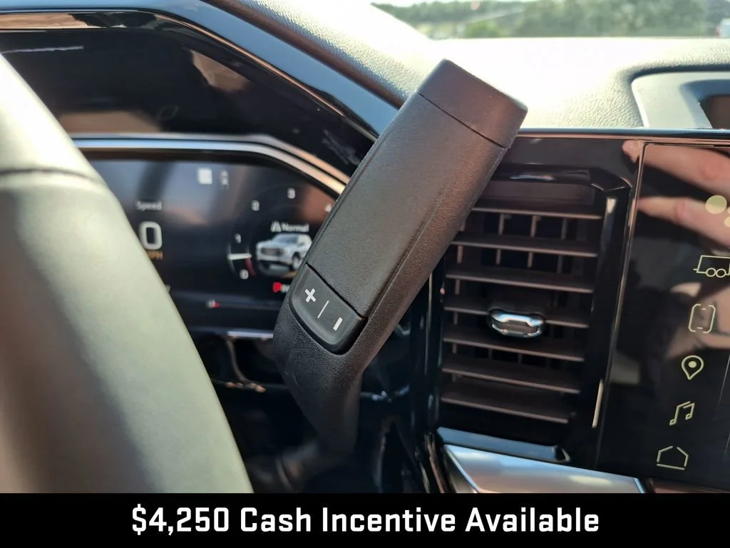 New 2026 Onyx Black GMC SLE image 32