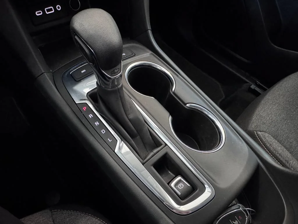 2023 Chevrolet Equinox LT - Photo 23