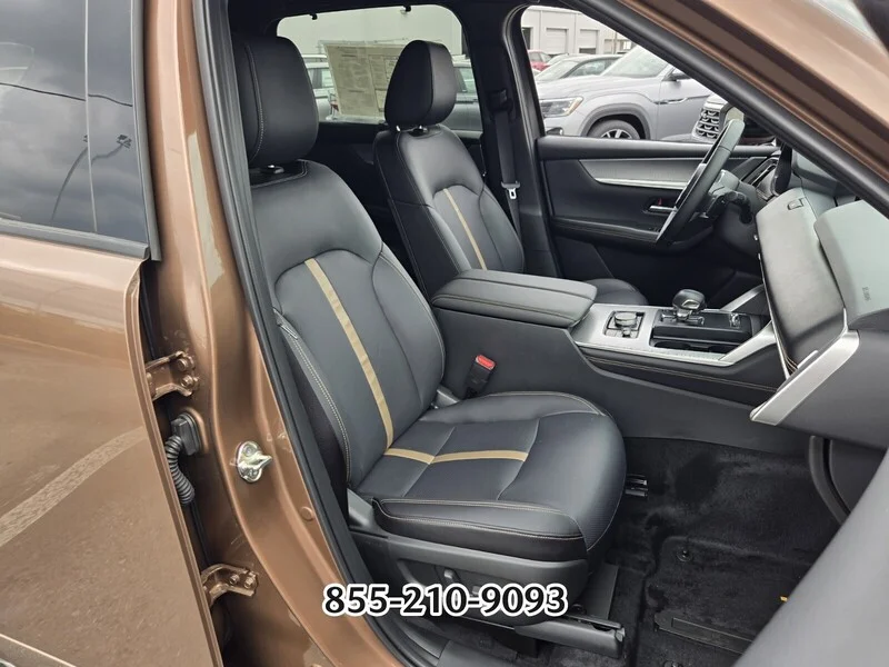 2026 Mazda CX-70 Premium Package - Photo 13