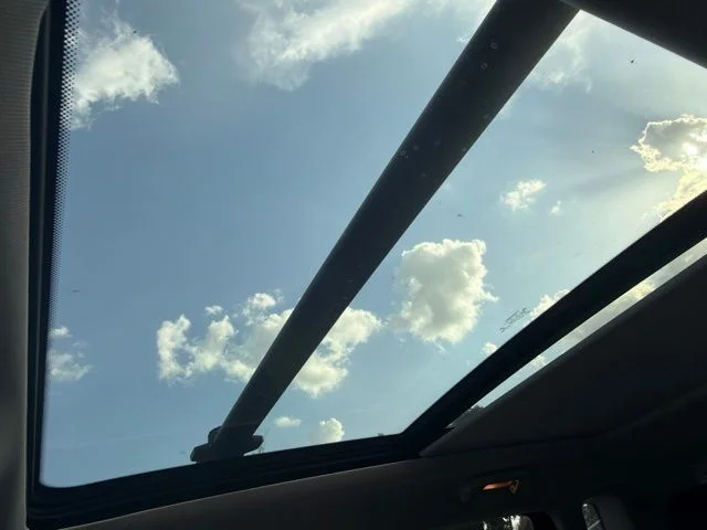 Used 2018 Green Jeep Limited image 13