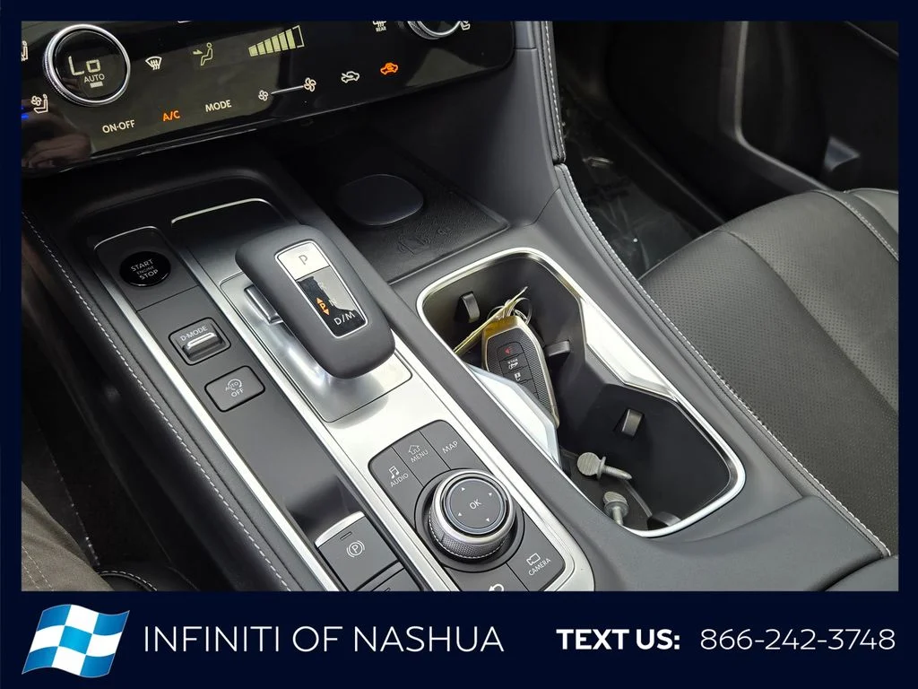 New 2027 MINERAL BLACK INFINITI Luxe AWD image 25
