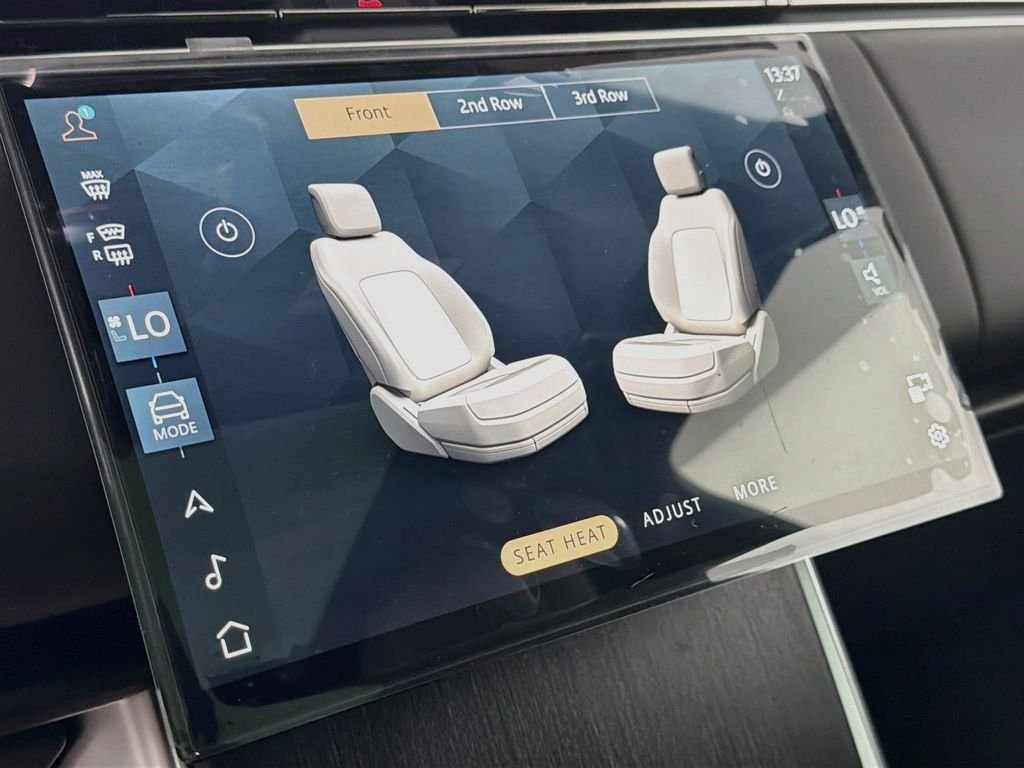 New 2026 Carpathian Grey Land Rover SE 7 Seats image 21