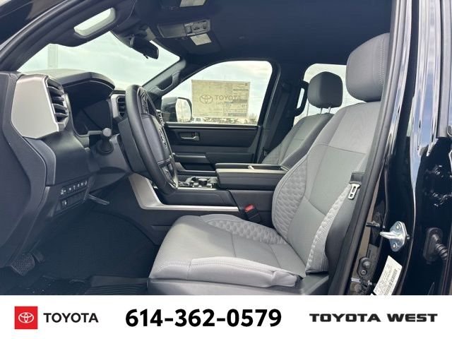 2025 Toyota Tundra SR5 - Photo 17