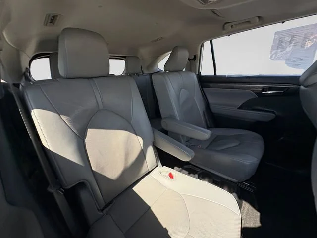 2024 Toyota Highlander Limited - Photo 30