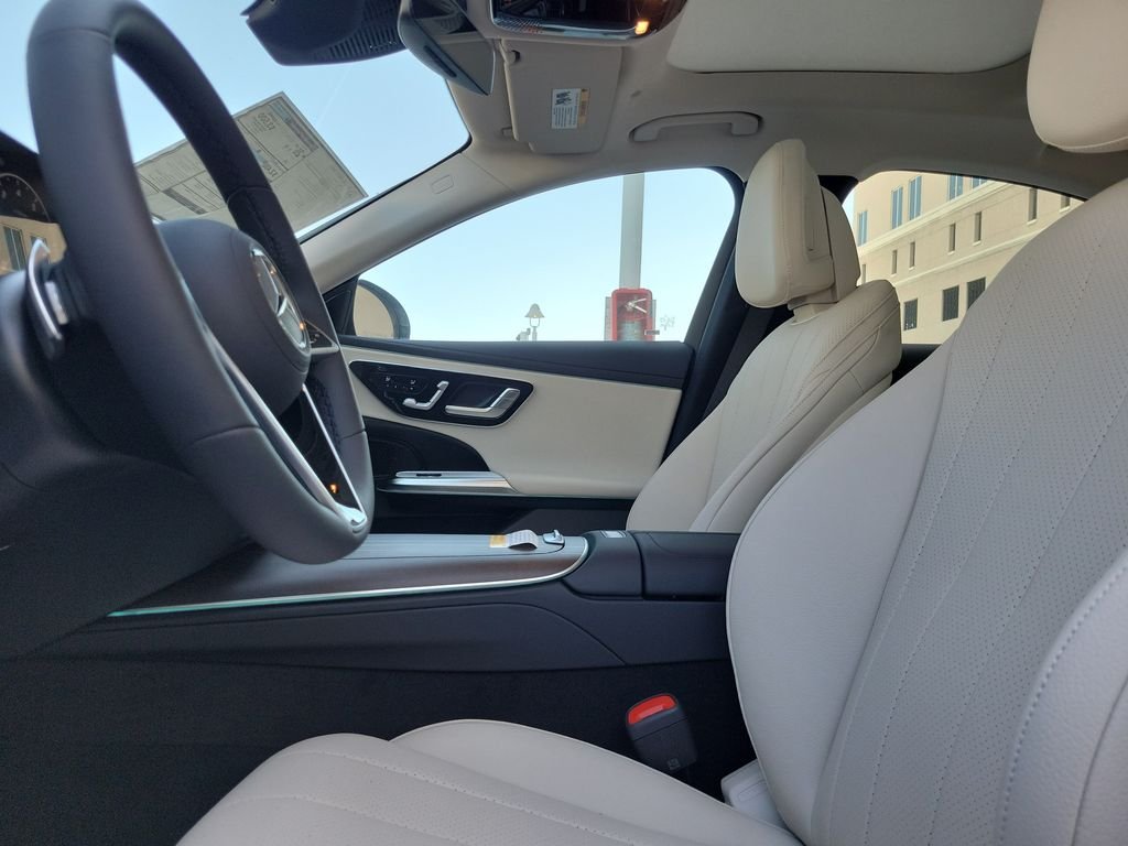 New 2026 Polar White Mercedes-Benz E 450 image 18