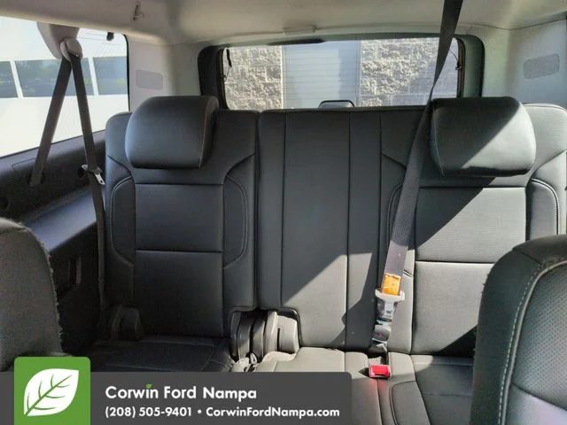 Used 2019 Summit White Chevrolet  image 27