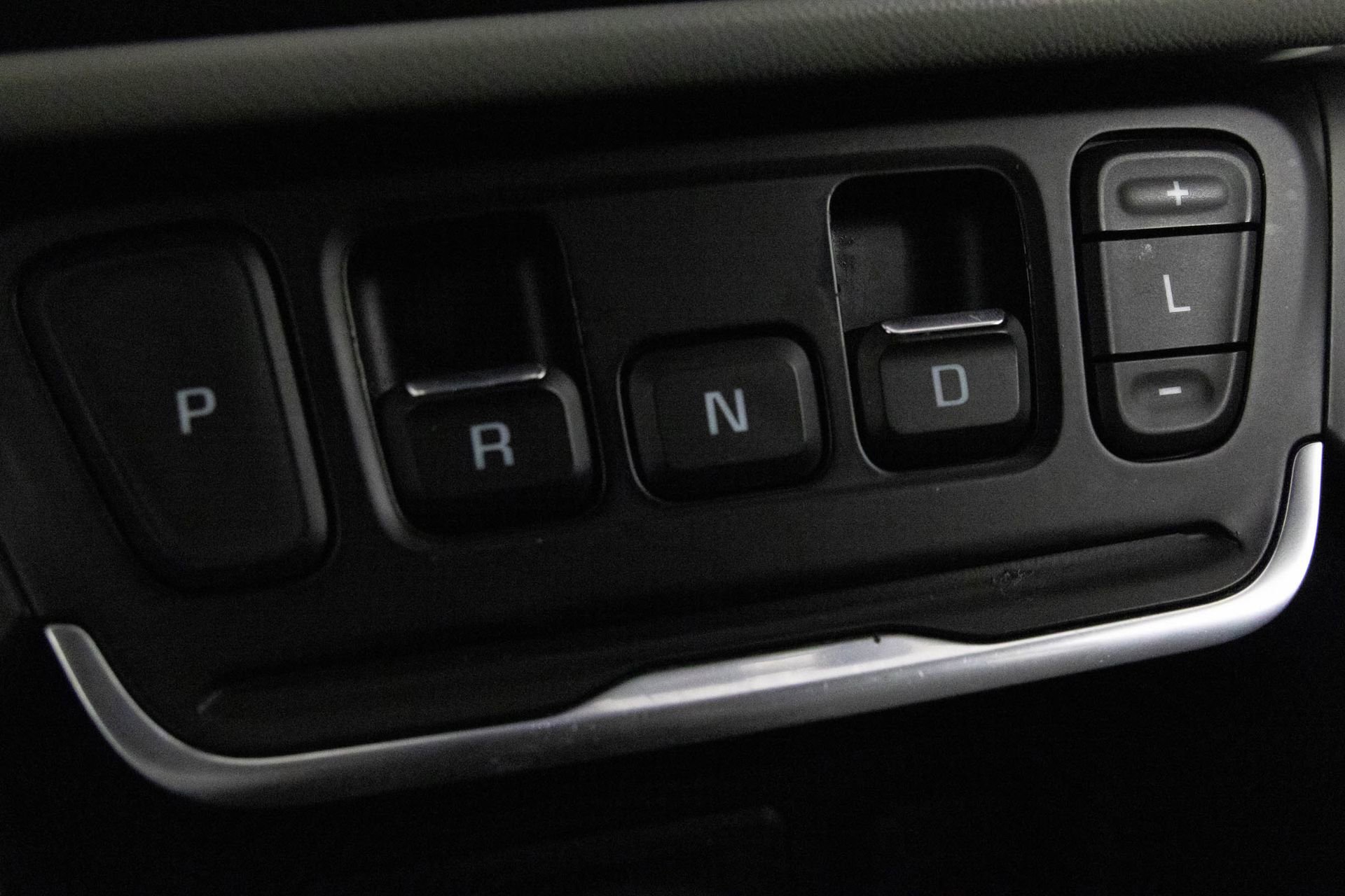 2020 GMC TERRAIN - Image 25