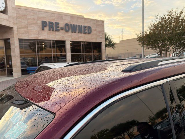 Used 2022 Velvet Red Pearlcoat Jeep Laredo image 8