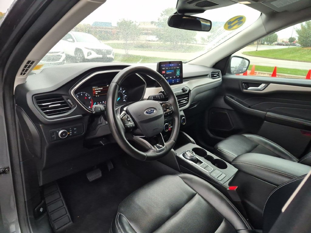 Used 2022 Gray Ford SEL image 10