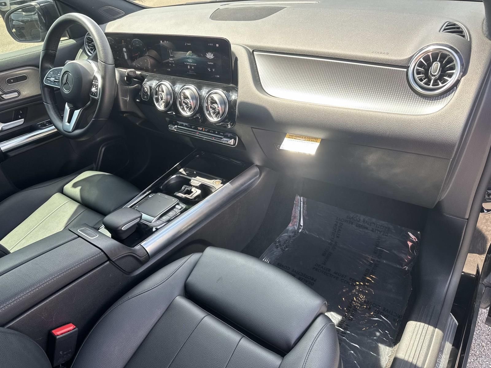 Used 2022 Black Mercedes-Benz GLA 250 image 11