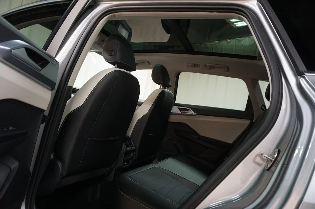 New 2026 Silver Volkswagen 1.5T SE image 23