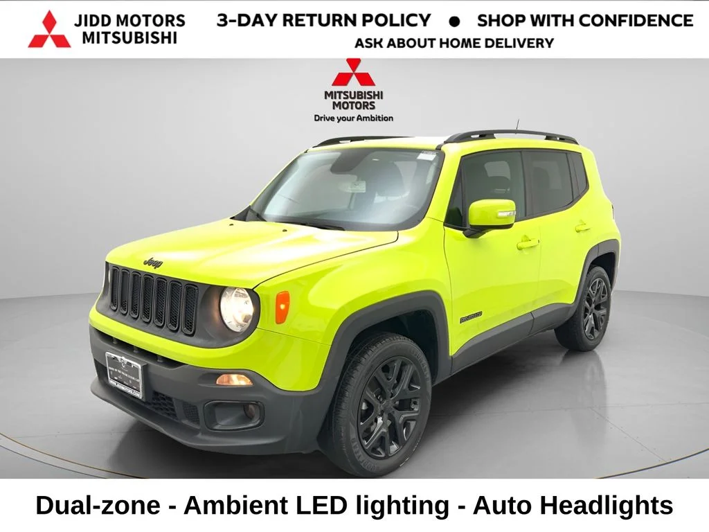 Used 2018 Hypergreen Clearcoat Jeep Latitude image 1