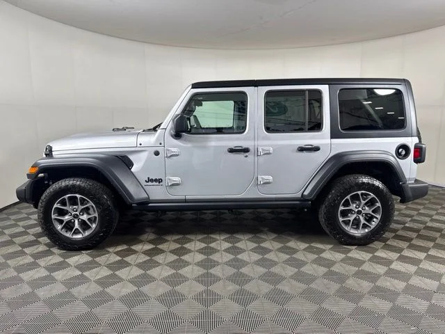 Used 2024 Silver Jeep Sport S image 7