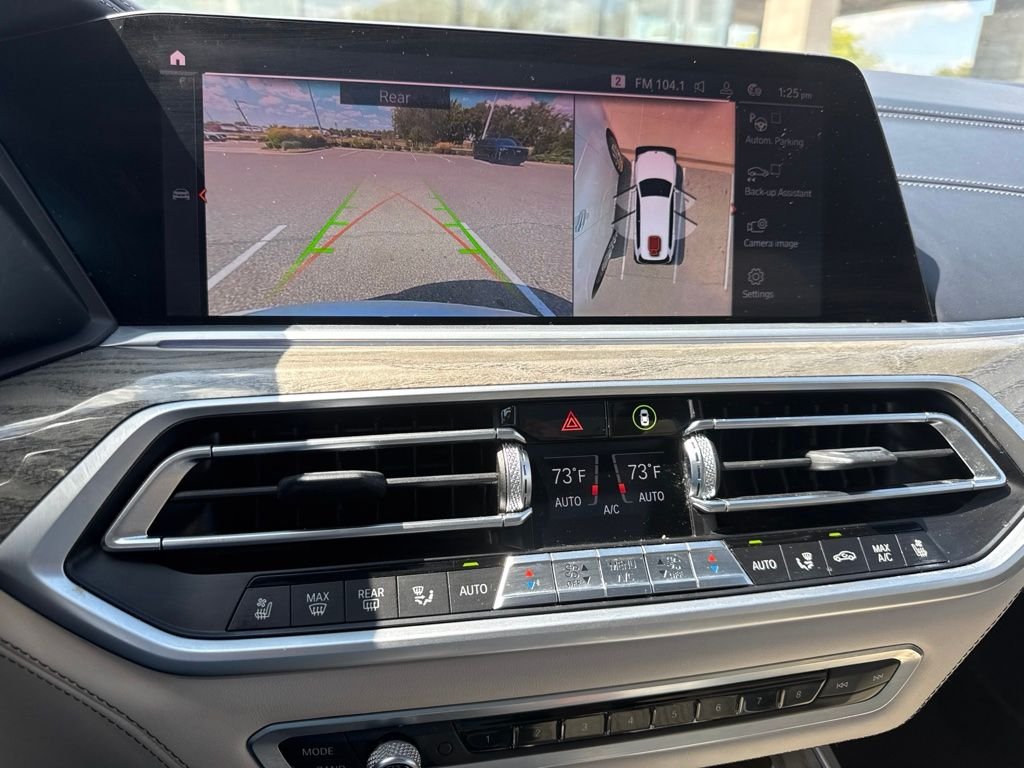 Used 2019 White BMW xDrive50i image 8