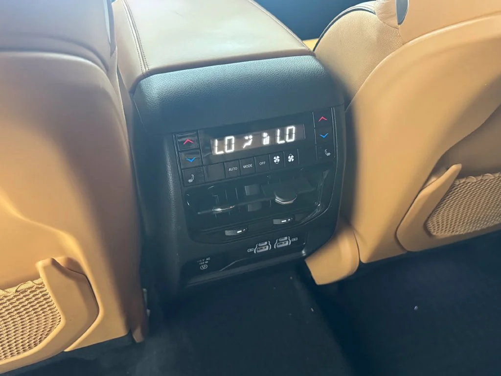 Used 2023 Bright White Clearcoat Jeep Summit image 29