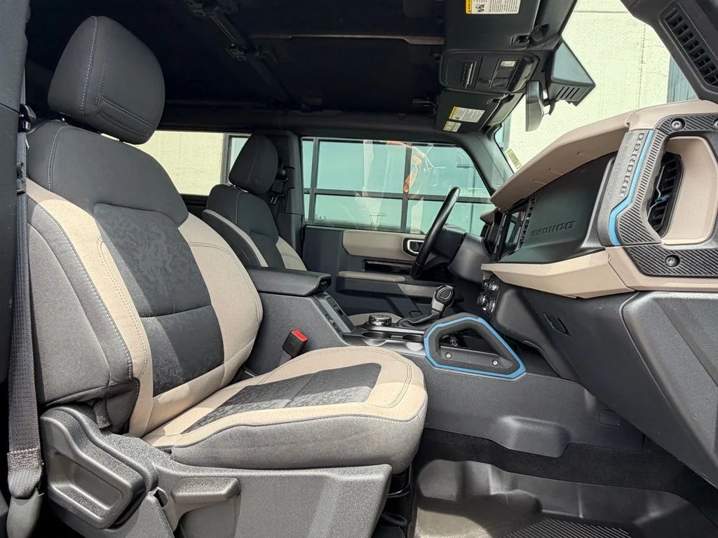 Used 2023 Black Ford Wildtrak image 21