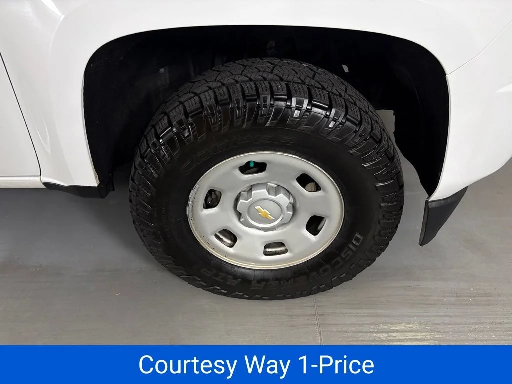 Used 2018 SUMMIT WHITE Chevrolet 4WD Work Truck image 13