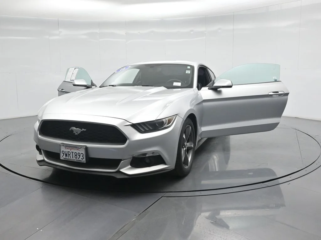 Used 2016 Silver Ford EcoBoost Premium image 25