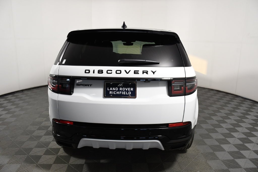 Certified Used 2026 Fuji White Land Rover Landmark image 5