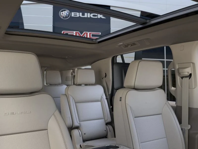 2026 GMC Yukon Denali - Photo 24