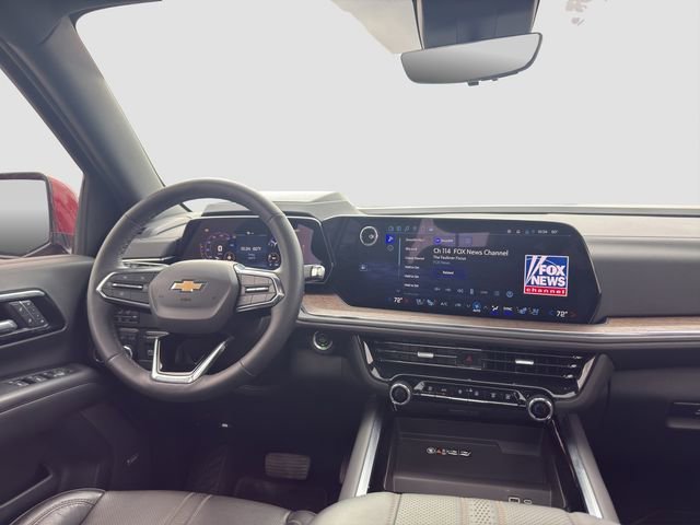 2025 Chevrolet Suburban High Country - Photo 14