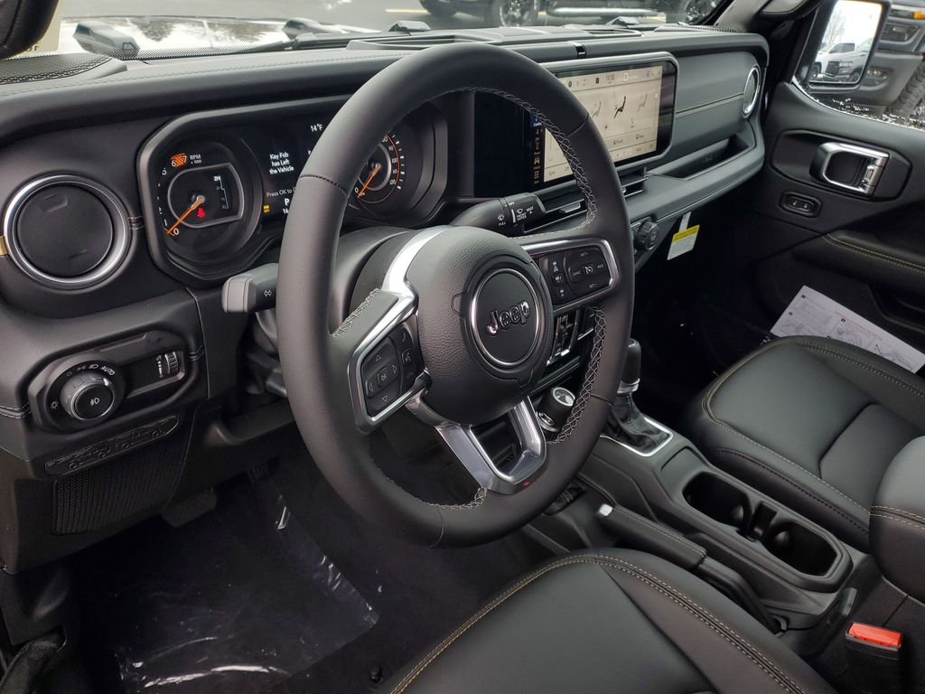 New 2026 Black Clear-Coat Exterior Paint Jeep Sahara image 15