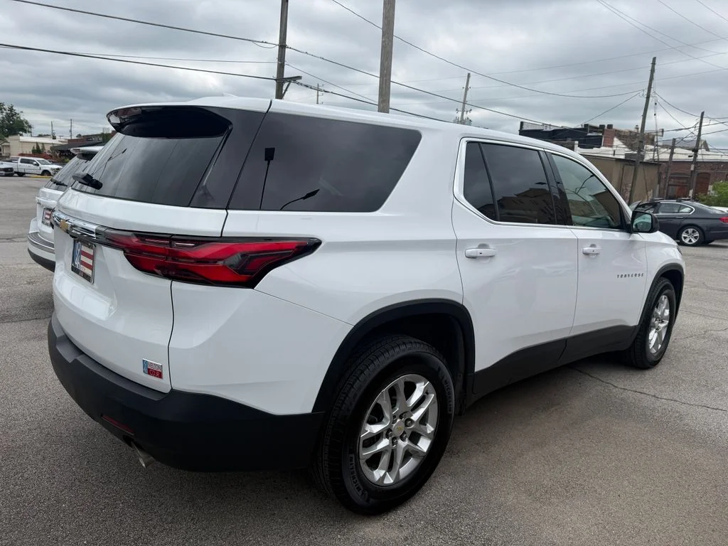 Used 2022 White Chevrolet LS image 8
