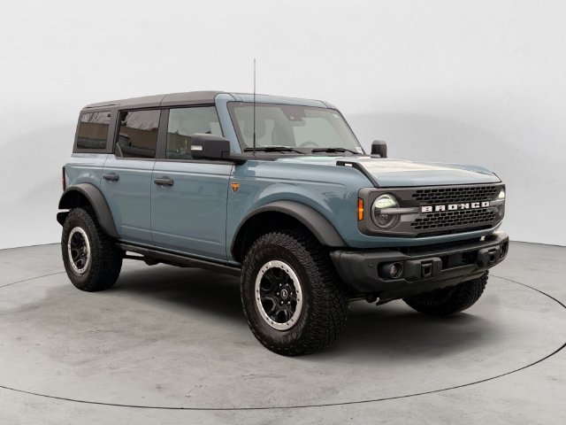 Used 2023 Green Ford  image 3