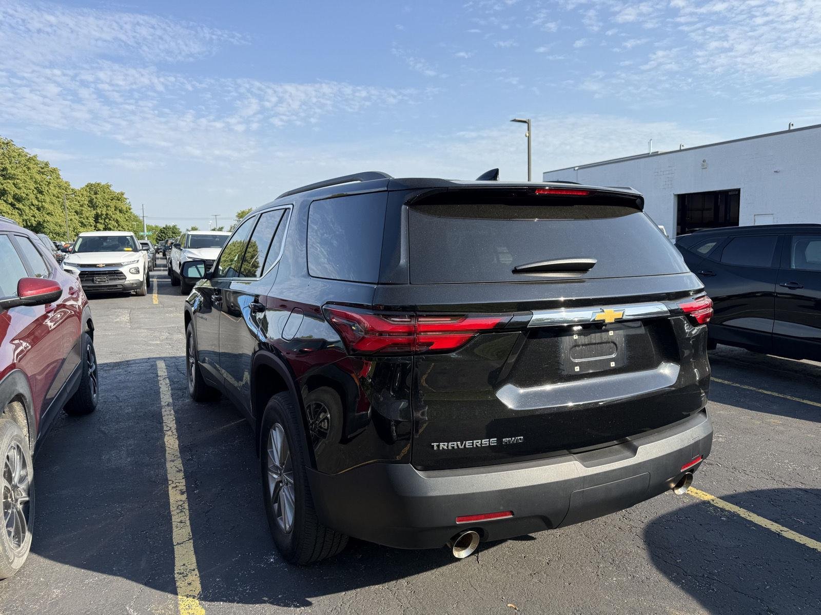 Used 2023 Mosaic Black Metallic Chevrolet LT Cloth image 3